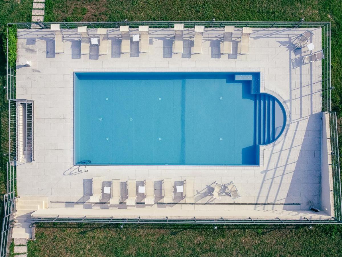 Il Casale Lonato - By Host4U Aparthotel Екстериор снимка