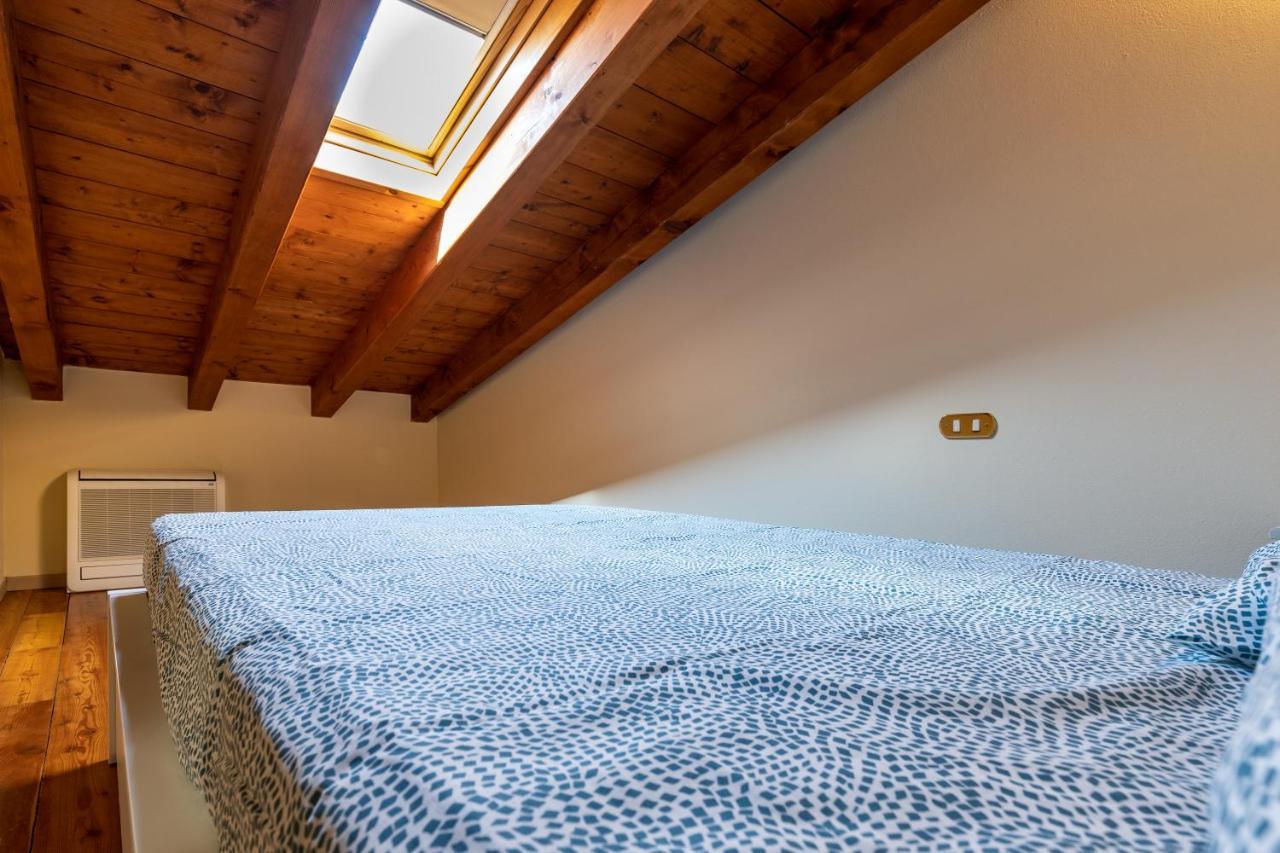 Il Casale Lonato - By Host4U Aparthotel Екстериор снимка